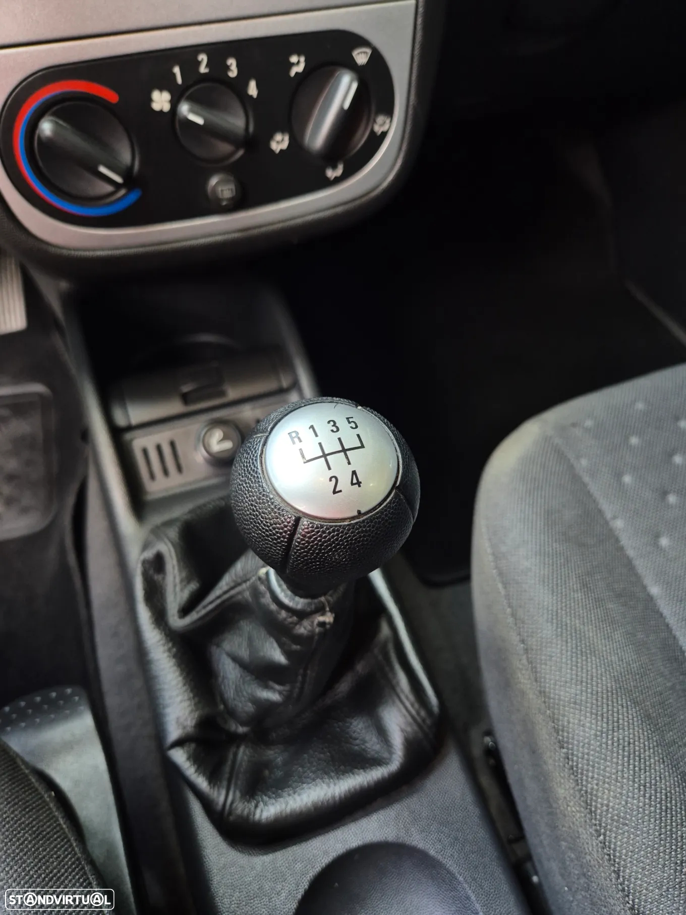 Opel Corsa 1.3 CDTi Cosmo - 27