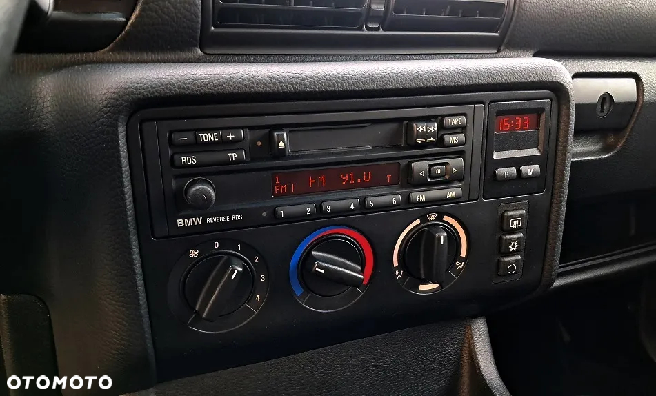 BMW Seria 3 316i - 15
