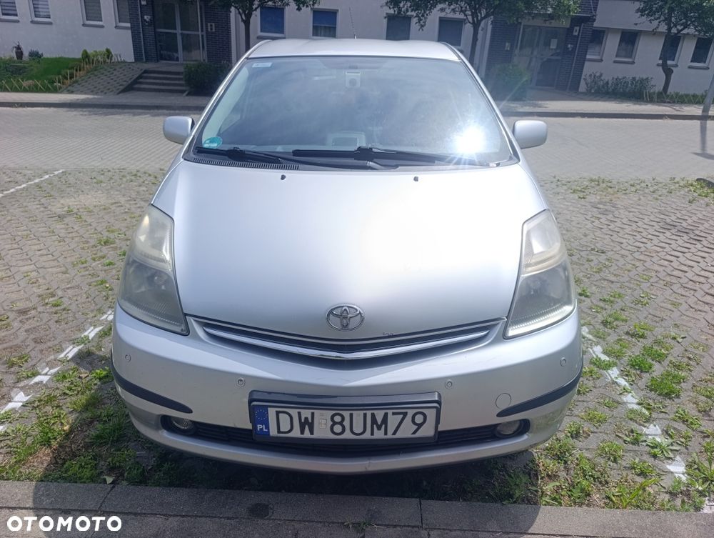 Toyota Prius - 5