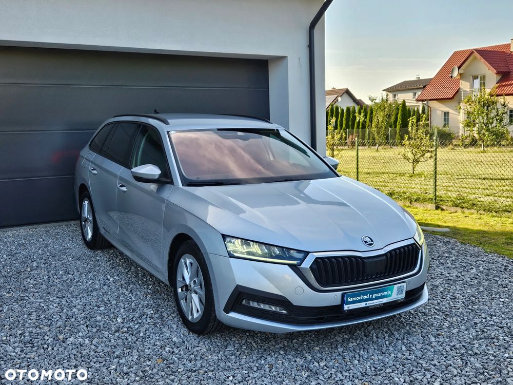 Skoda Octavia 2.0 TDI Ambition DSG - 1