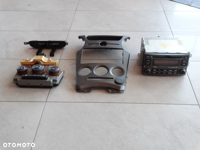 KIA Carens III Radio Fabryczne CD MP3 HN445-UN - 2