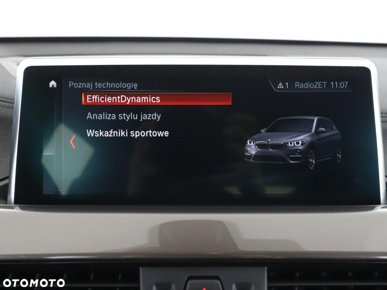 BMW X1 sDrive18d xLine - 25