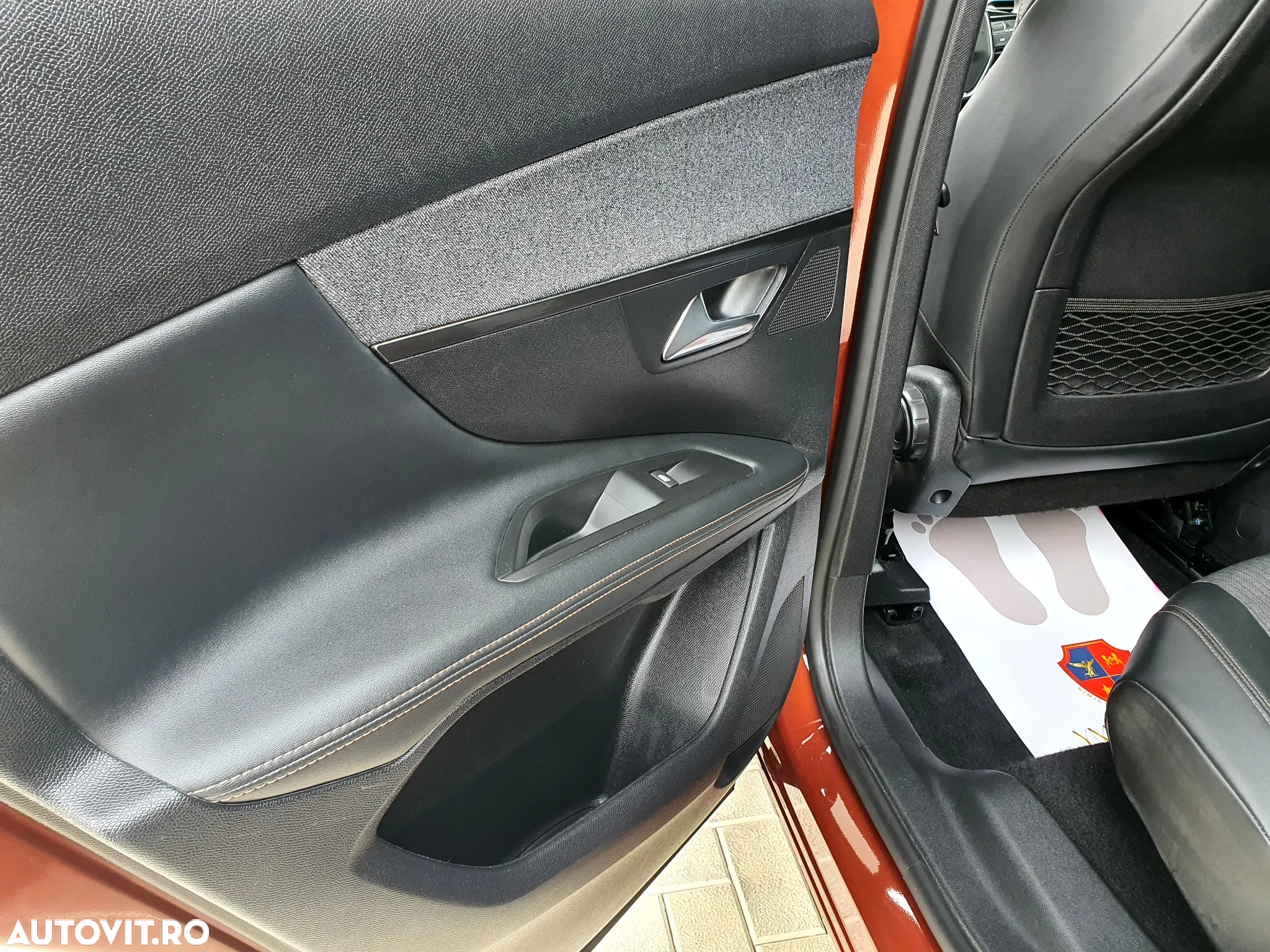 Peugeot 3008 PureTech 130 Stop & Start GPF EAT8 GT - 15