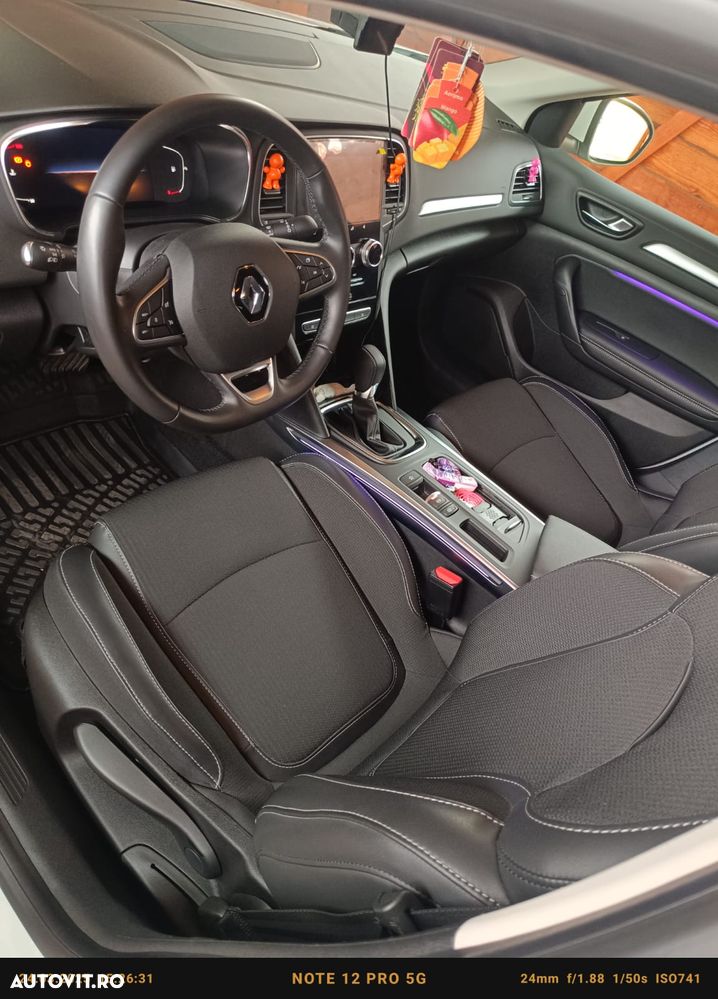 Renault Megane TCe GPF EDC Intens - 12