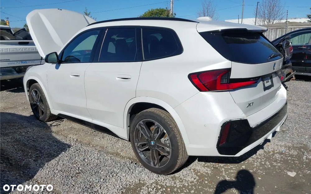 BMW X1 - 6