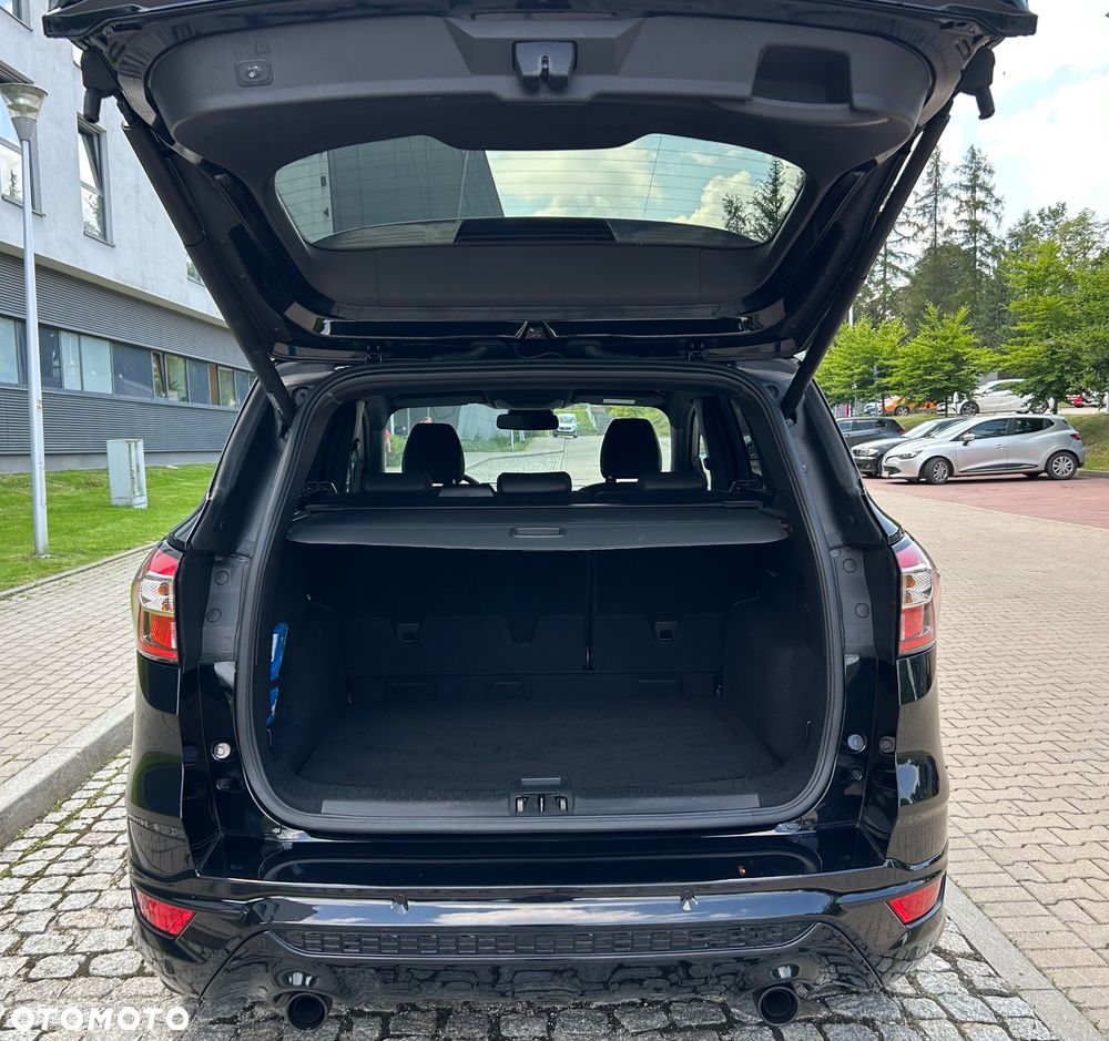 Ford Kuga 1.5 EcoBoost 2x4 Titanium - 23