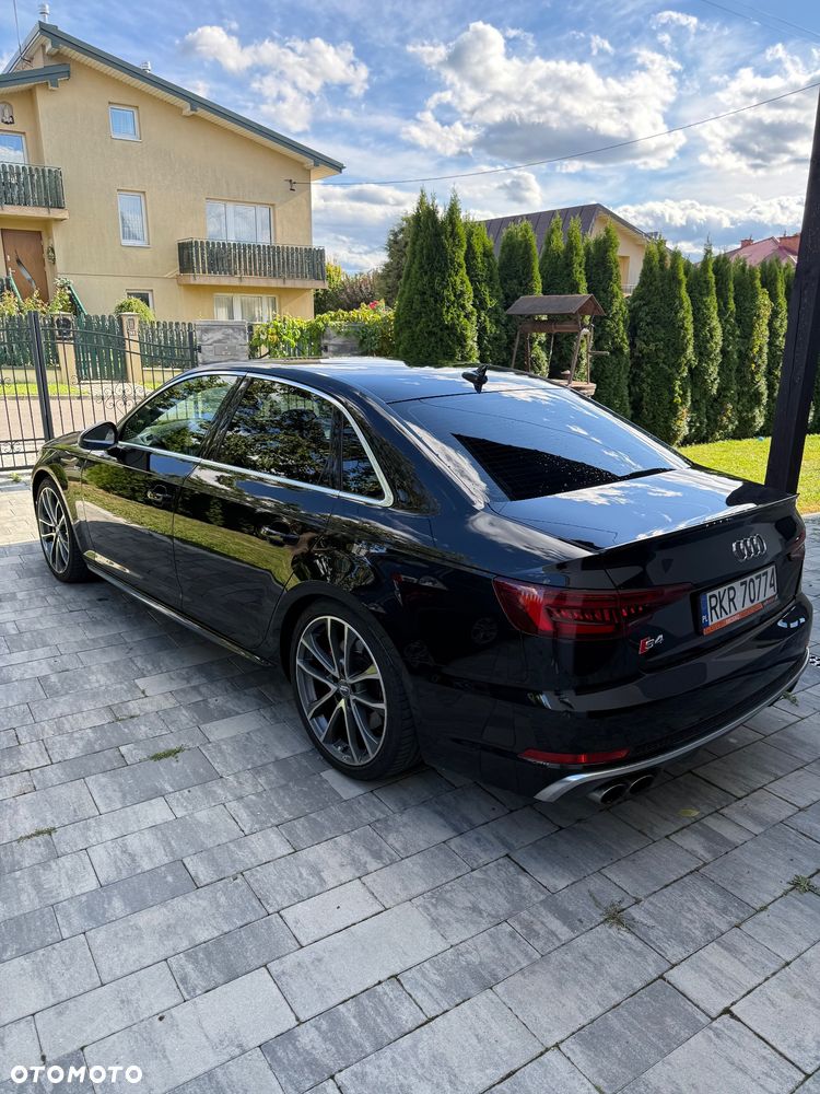 Audi S4 Limousine - 6