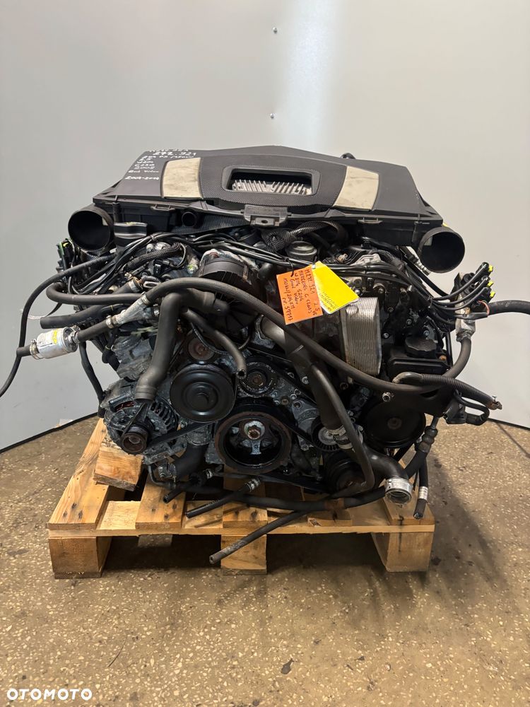 Silnik kompletny Mercedes W204 2.5 B V6  C klasa film video w204 S204 272.921 M272.921 - 2