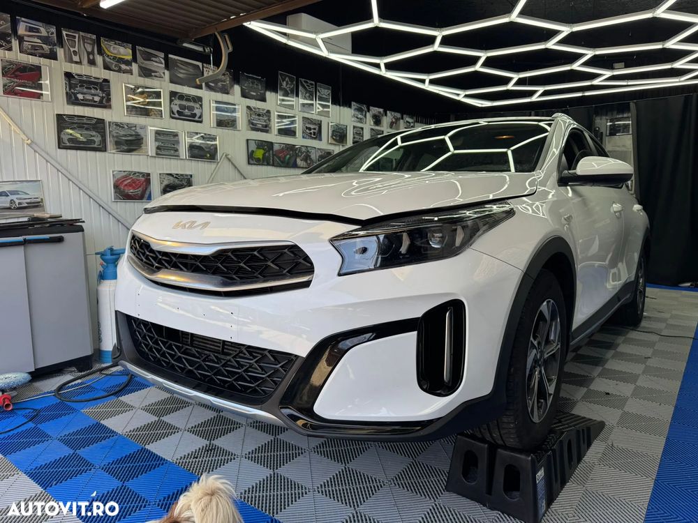 Kia XCeed - 10