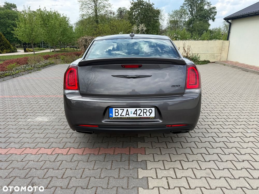 Chrysler 300s - 7