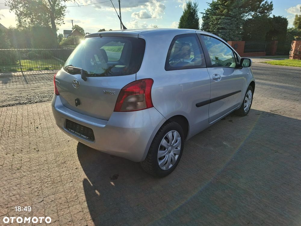 Toyota Yaris 1.0 VVT-i Team - 5