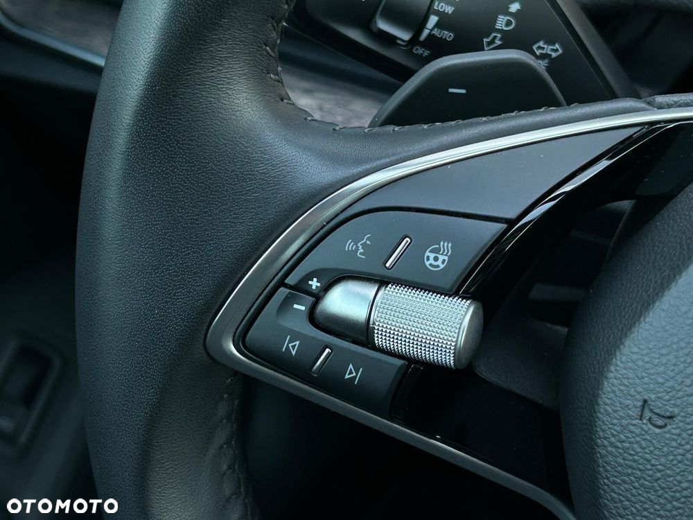 Skoda Superb 2.0 TDI SCR L&K DSG - 24