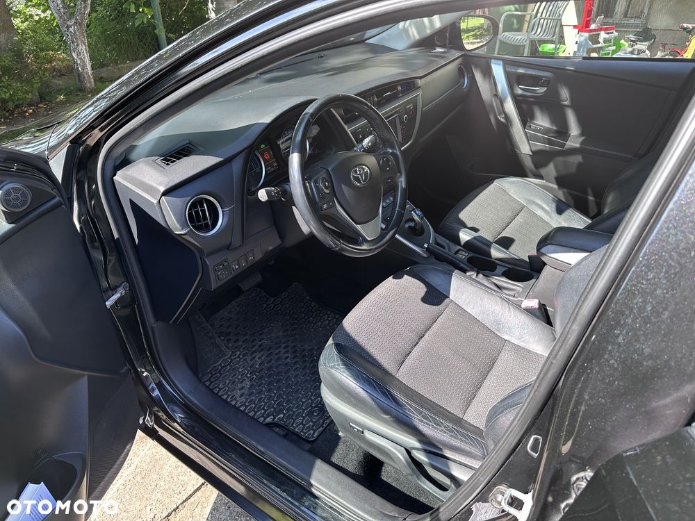 Toyota Auris - 9
