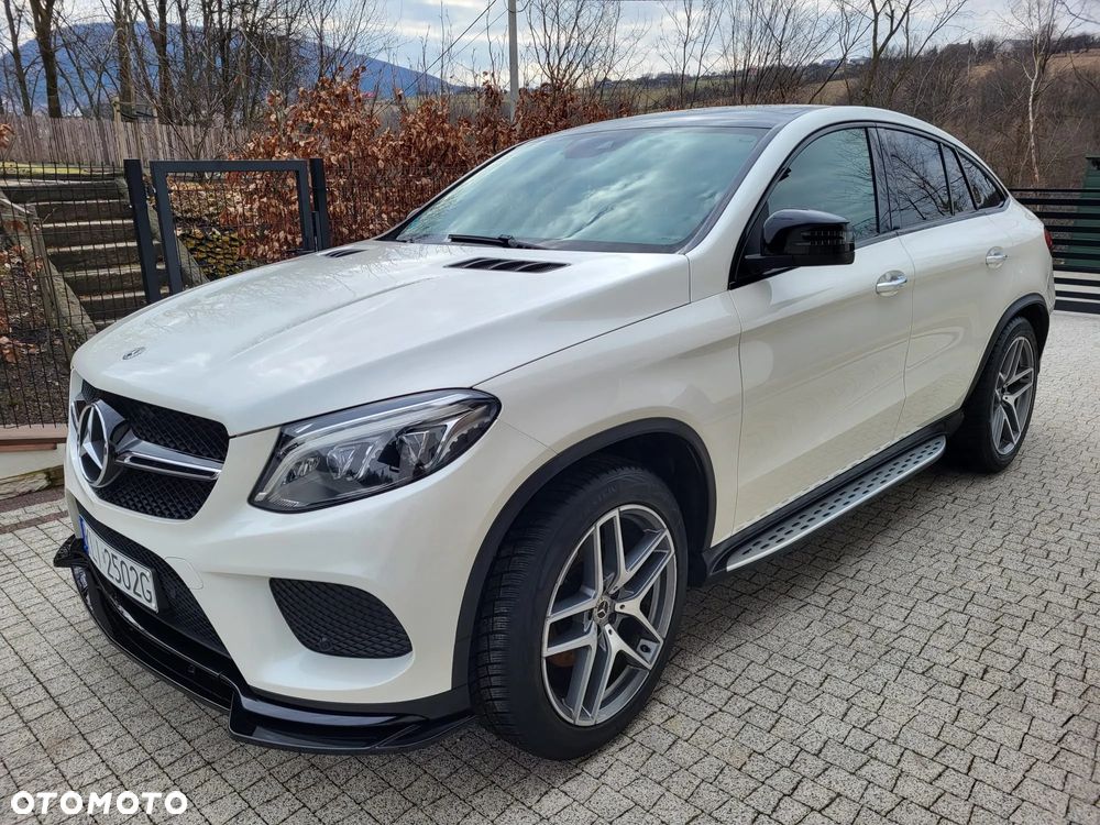 Mercedes-Benz GLE - 1