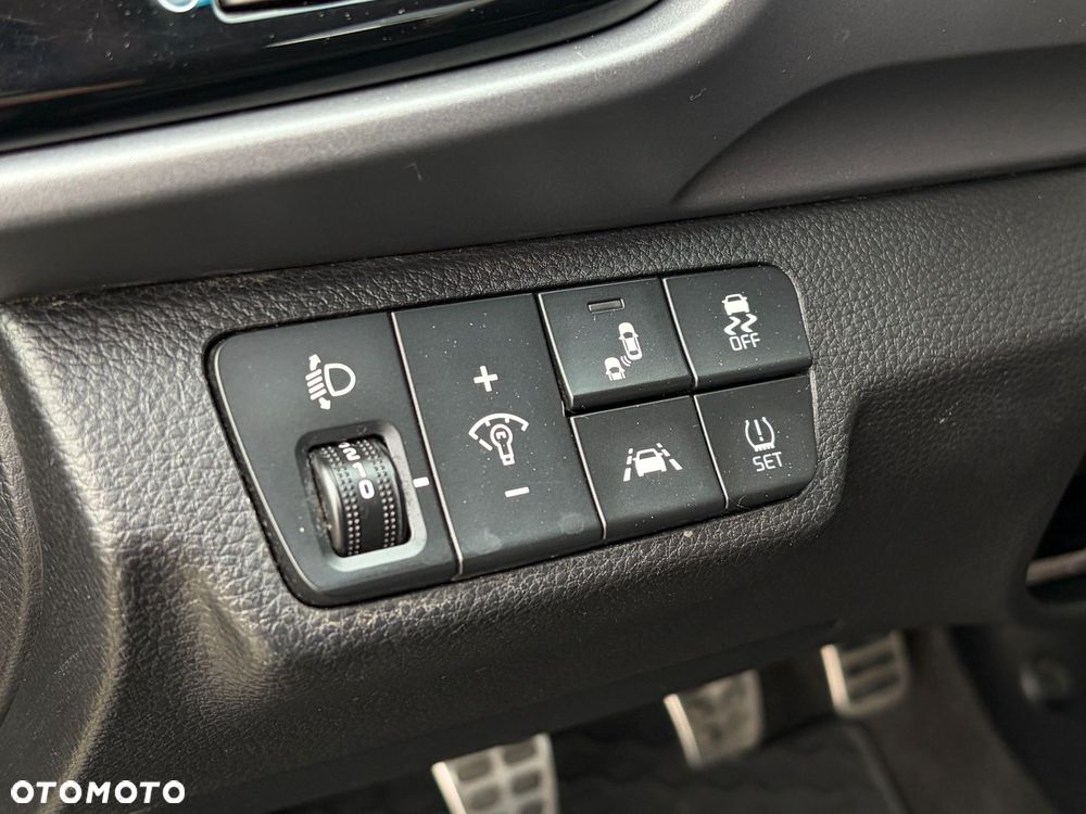 Kia Stonic 1.6 CRDi Platinum Edition - 18