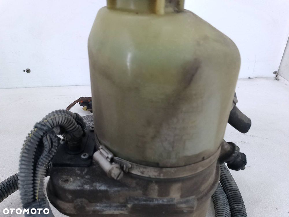 POMPA WSPOMAGANIA OPEL ASTRA H 1.6 16V - 7