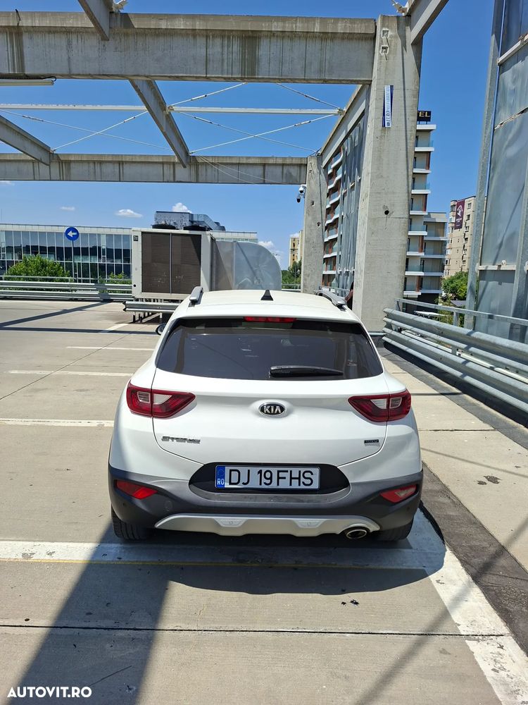 Kia Stonic 1.6 DSL HP Urban - 7