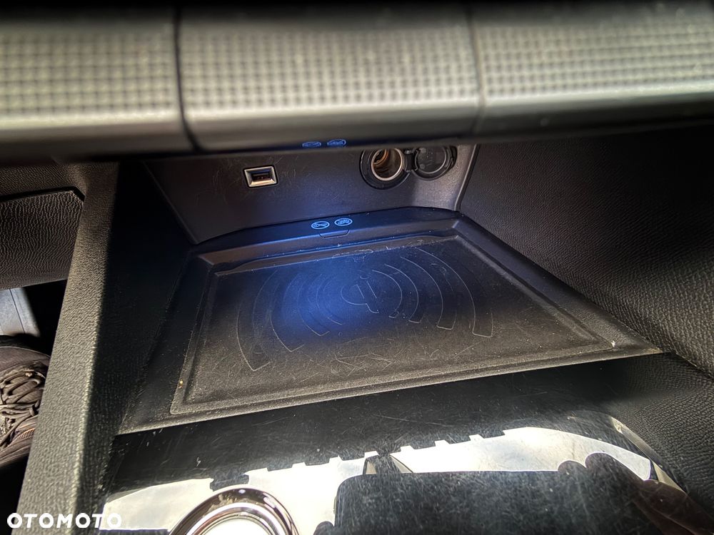 Peugeot 3008 1.5 BlueHDi Allure S&S EAT8 - 26