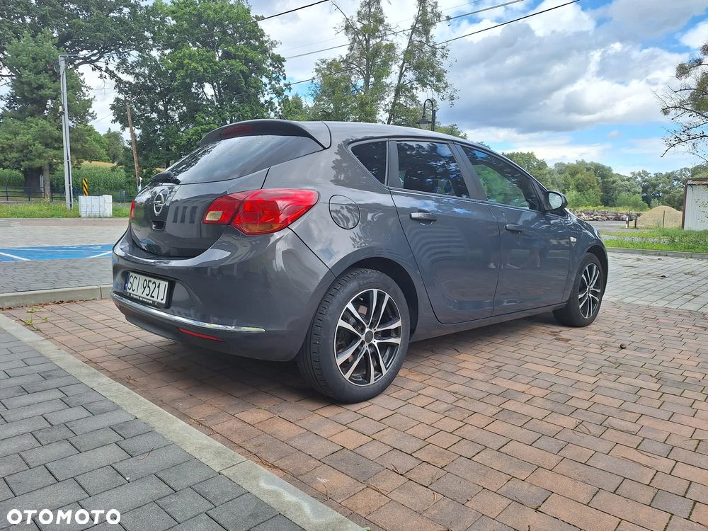Opel Astra 1.7 CDTI Cosmo - 7