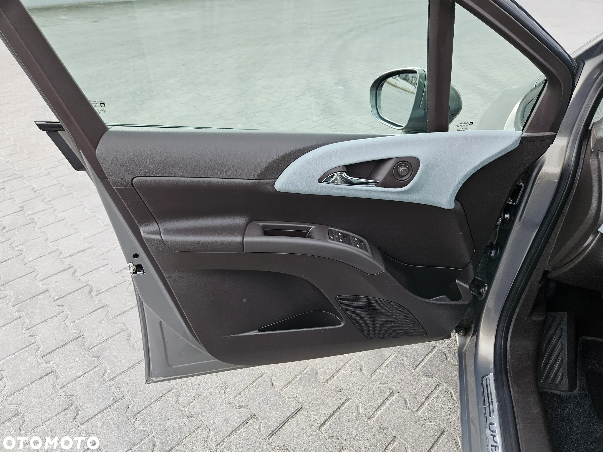 Opel Meriva 1.4 T Cosmo - 10