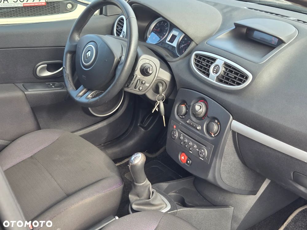 Renault Clio 1.2 TCE Expression - 8