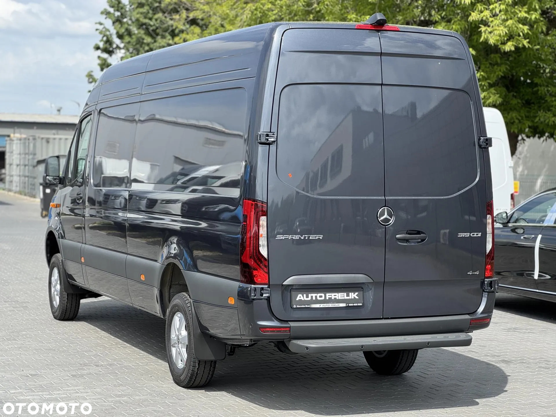 Mercedes-Benz Sprinter - 5