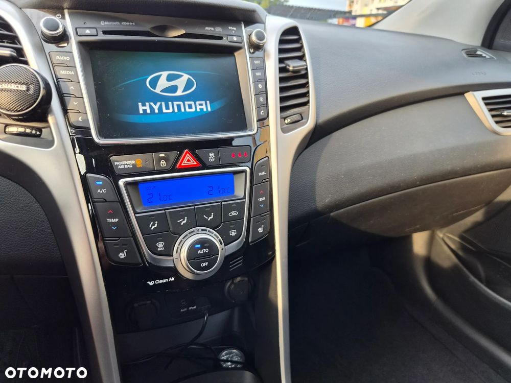 Hyundai i30 1.6 CRDI Intro Edition - 19