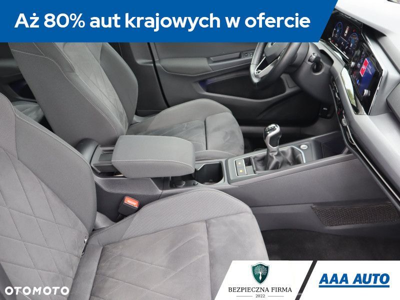 Volkswagen Golf - 10