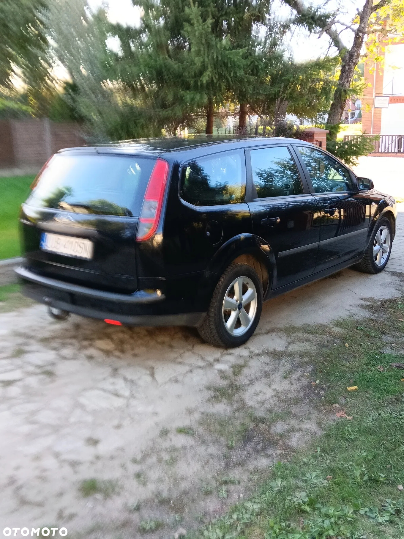 Ford Focus 1.6 16V Ambiente - 2