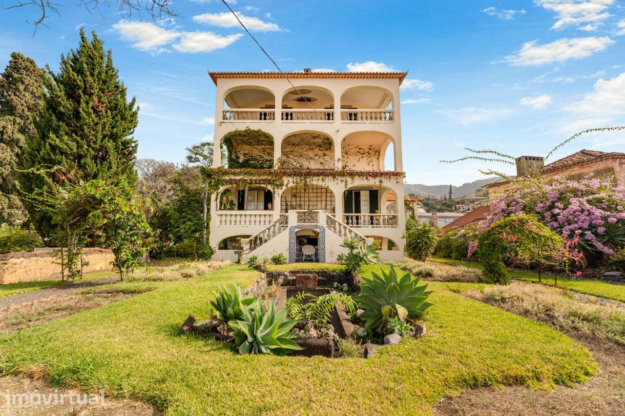 Quinta da Cova | Casa senhorial T6 sobre o Funchal - Grande imagem: 3/30