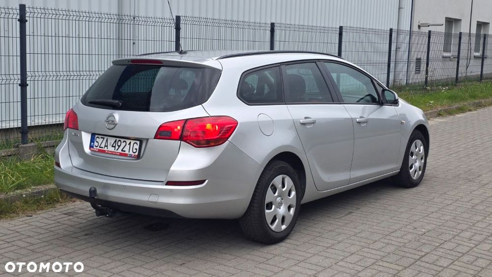 Opel Astra 1.6 - 4