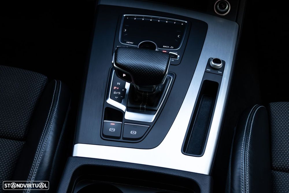 Audi Q5 2.0 TDI quattro S-line S-tronic - 23