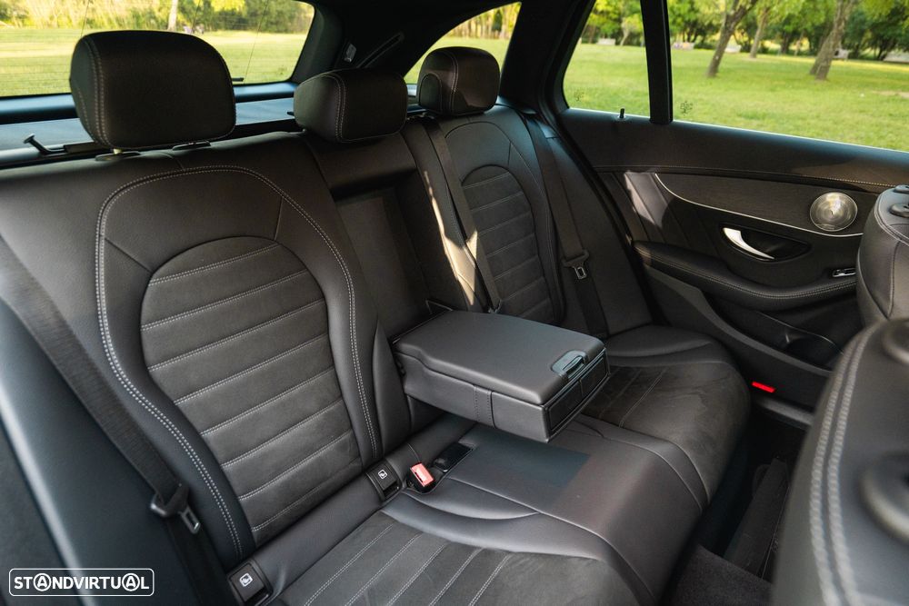 Mercedes-Benz C 300 de AMG Line - 28