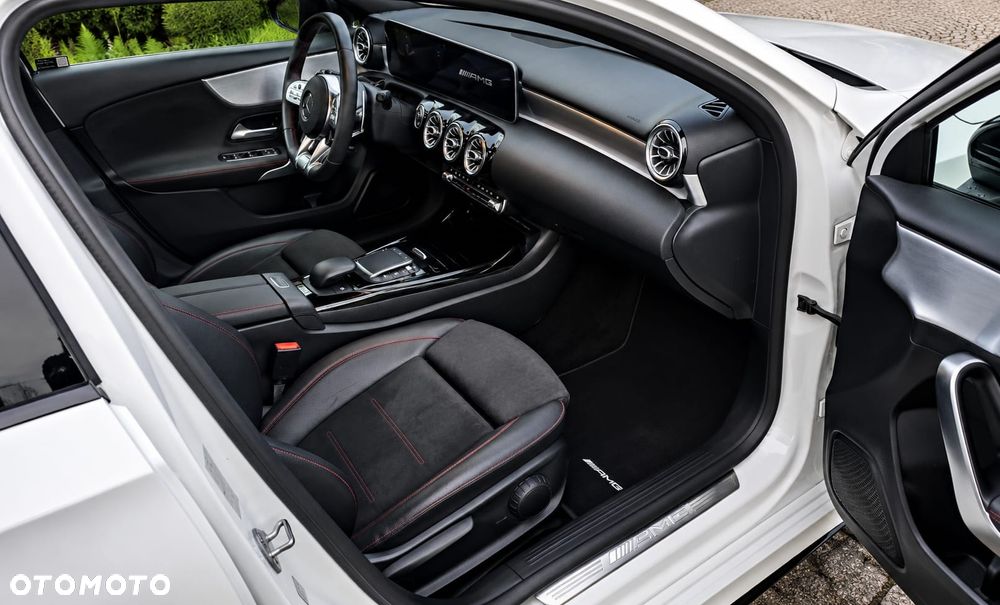 Mercedes-Benz Klasa A 45 S AMG 4-Matic 8G-DCT - 22