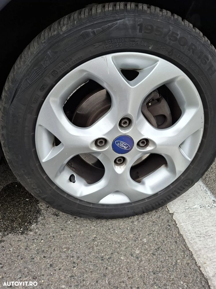 Ford Fiesta 1.6 TDCI Titanium - 9