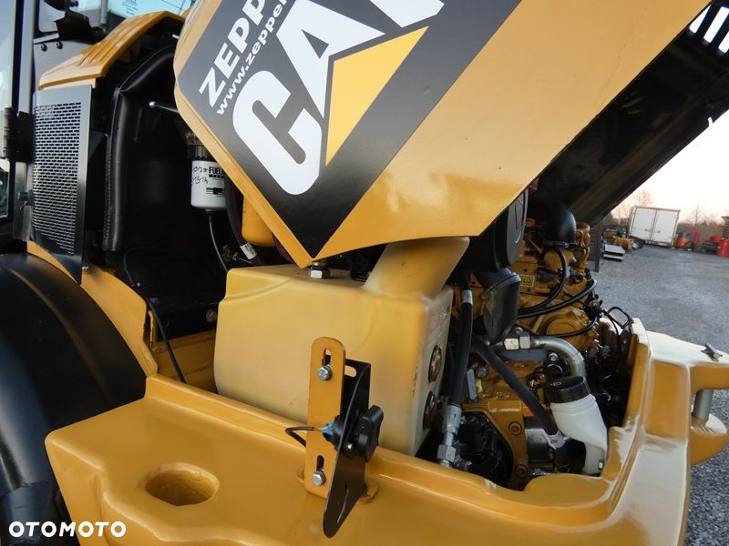 Caterpillar CAT 906H2 Z Niemiec / Ładny Stan / 5.958mtg / kilka sztuk / - 13