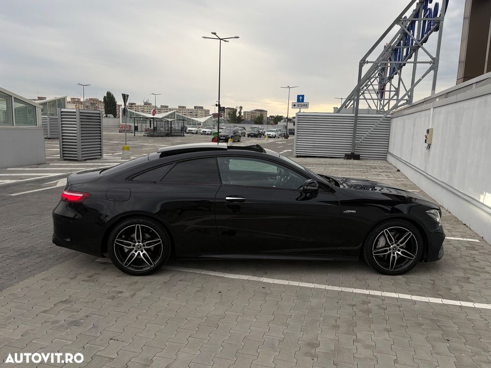 Mercedes-Benz E 200 - 4