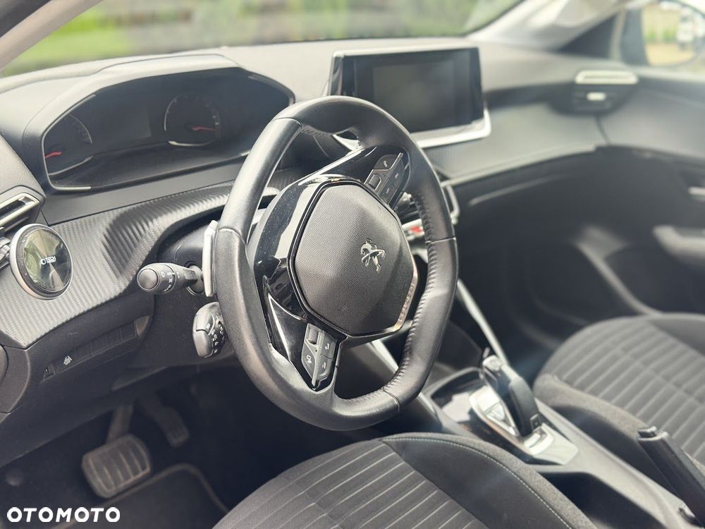Peugeot 208 PureTech 100 EAT8 Active - 5
