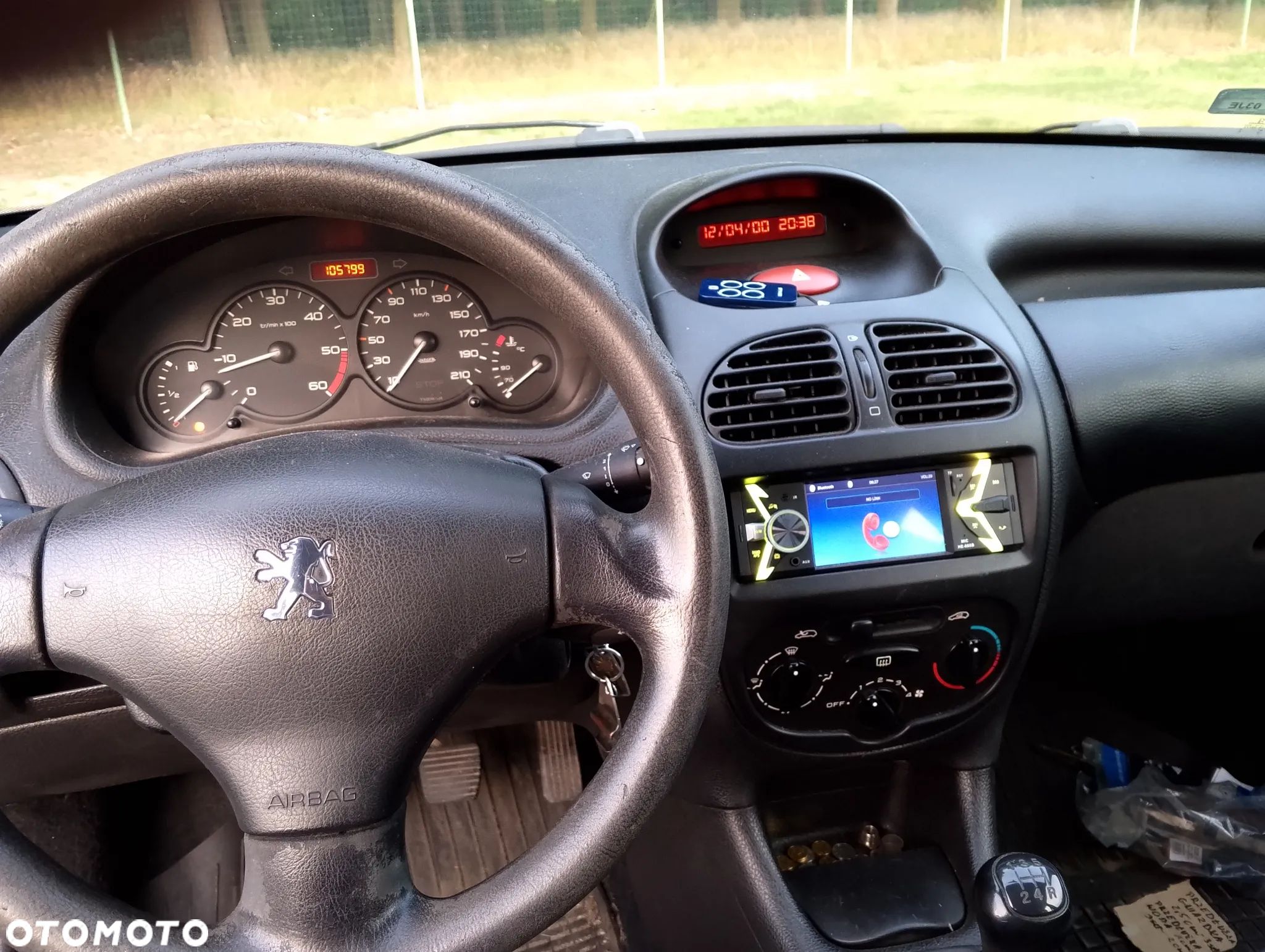 Peugeot 206 - 1