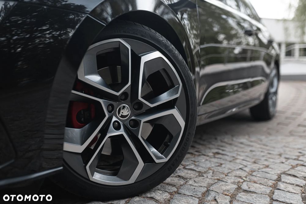 Skoda Octavia 2.0 TSI GPF RS 245 DSG - 4