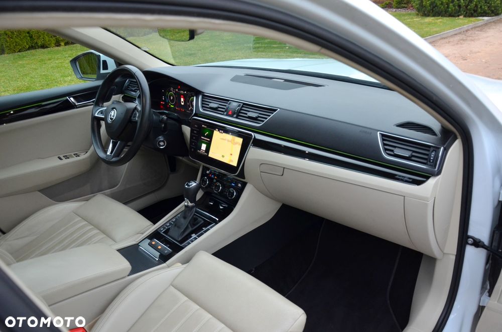 Skoda Superb 1.4 TSI Plug-In Hybrid L&K DSG - 10