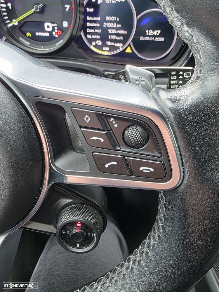 Porsche Panamera Sport Turismo 4 E-Hybrid Platinum Edition PDLS - 30