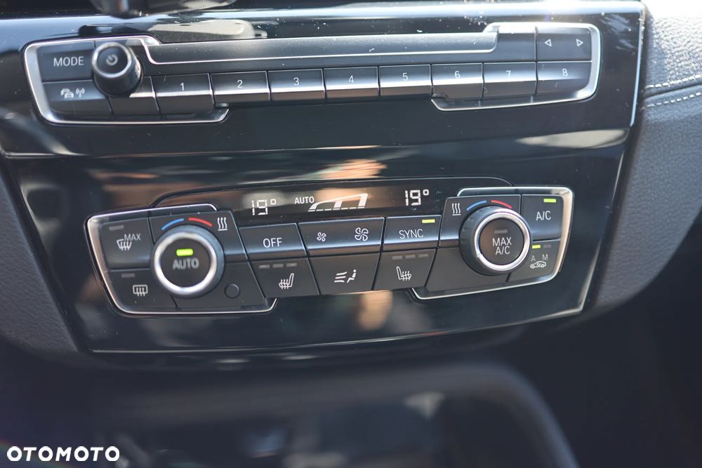 BMW X2 xDrive18d - 16