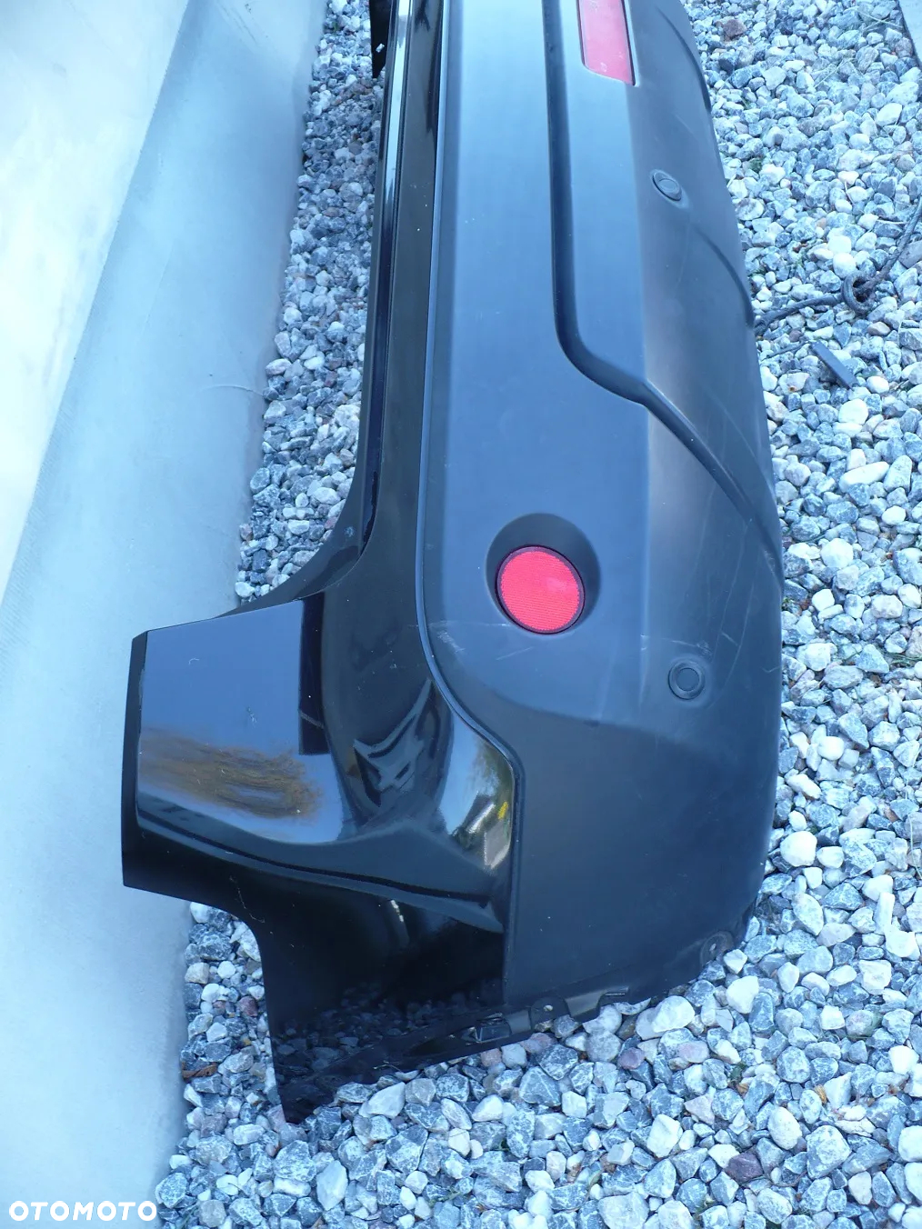 QASHQAI J10 ZDERZAK TYL CZARNY-Z11 BIALY-326 EU. - 3