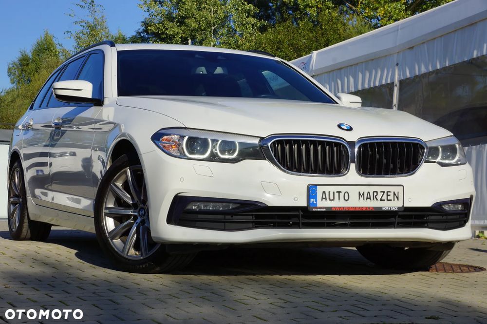 BMW Seria 5 520d xDrive Touring Sport Line