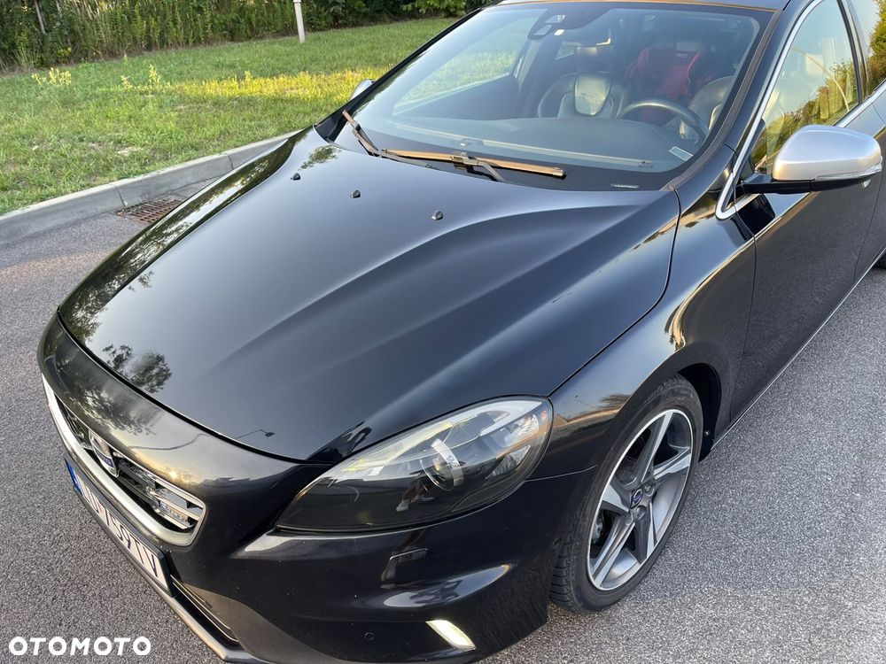 Volvo V40 D2 R-Design - 6