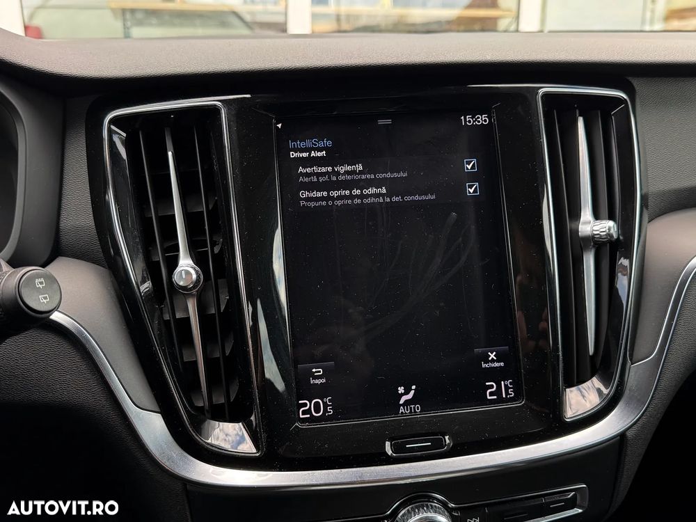 Volvo V60 D3 Geartronic Momentum - 28