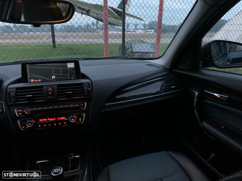 BMW 118 d Pack M - 41