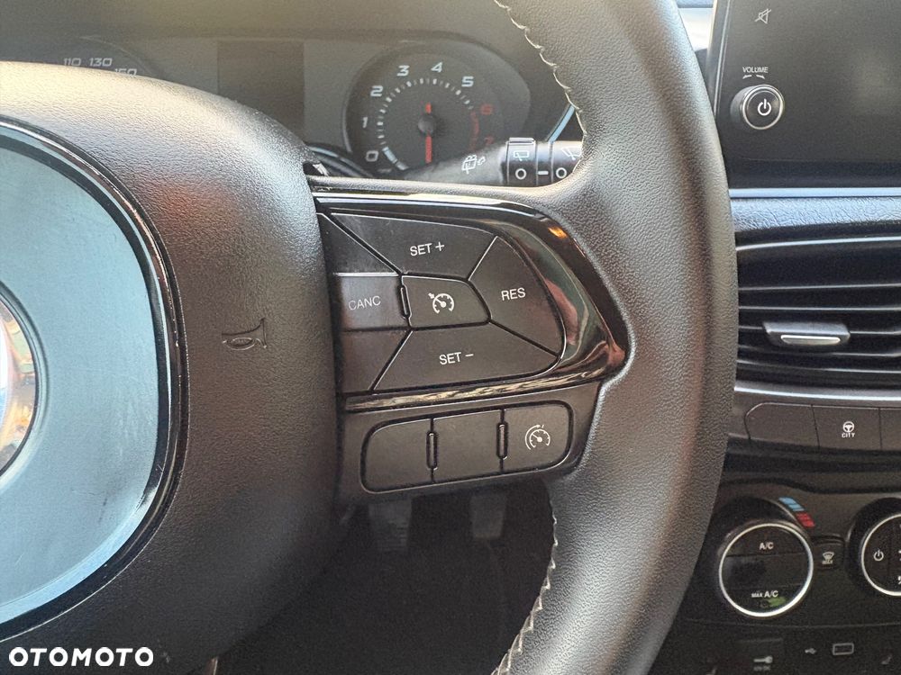 Fiat Tipo 1.4 T-Jet 16v S-Design - 24