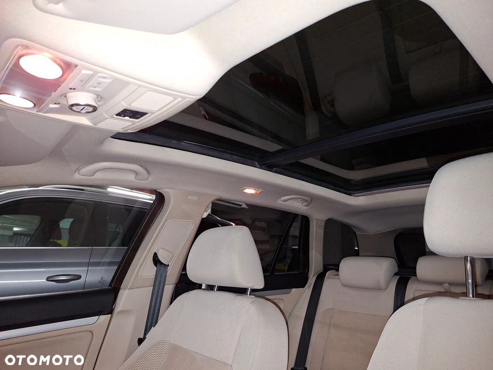 Volkswagen Golf 2.0 TDI Highline - 8